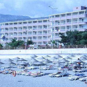 Ideal Beach Hotel